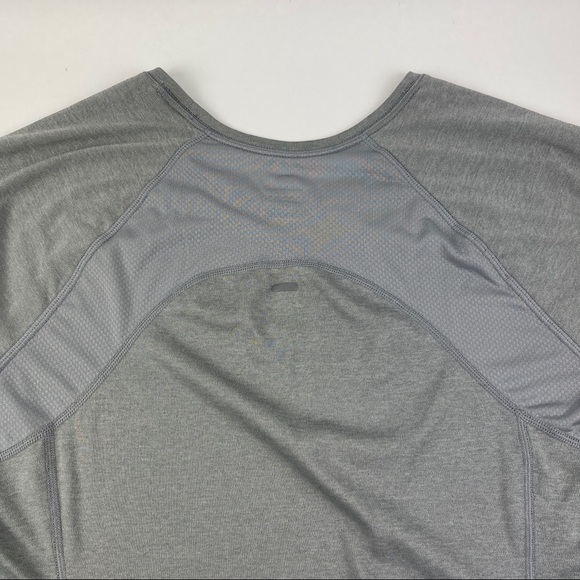 Old Navy Active Tshirt Womens XL Gray Short Sleeve - Picture 8 of 8